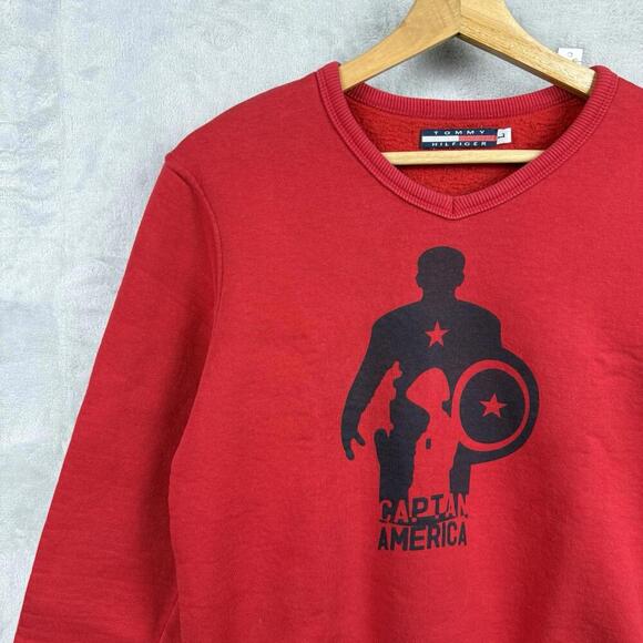 Tommy Hilfiger x Marvel Captain America Red V-Neck Sweatshirt Wmns Size L VTG - Picture 2 of 9